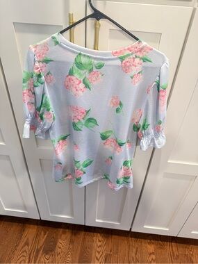 crown & ivy Light Blue Floral Puff Sleeve Top with Pink Blossoms